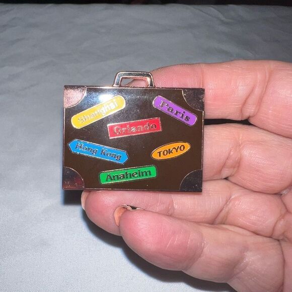 Walt Disney World Parks Disney Pin Around the World with Mickey Hinged Suitcase - Picture 4 of 8